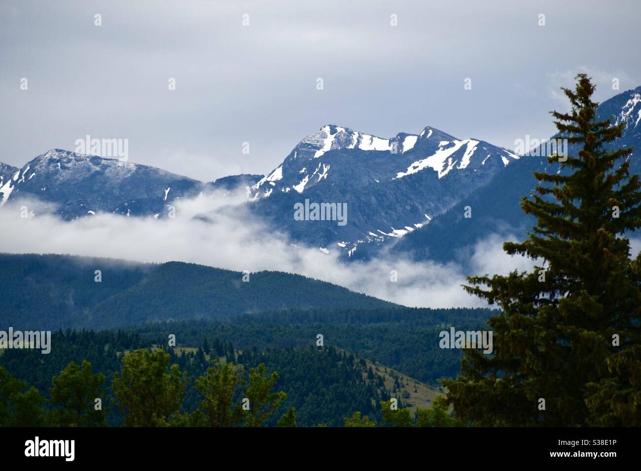 Le « géant endormi » dans les montagnes d'Absaroka, Montana. Banque D'Images