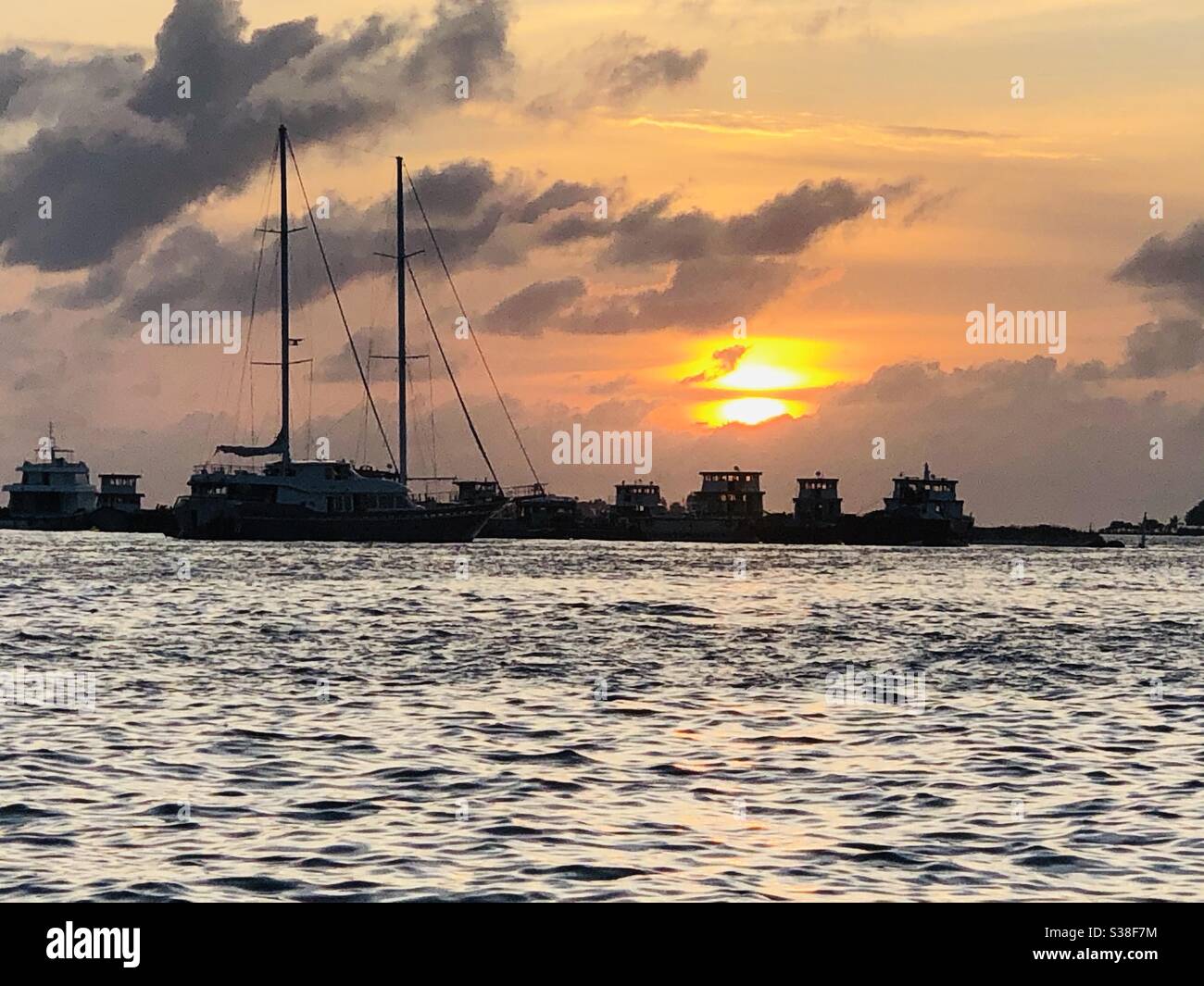 Coucher de soleil aux Maldives sans édition Banque D'Images