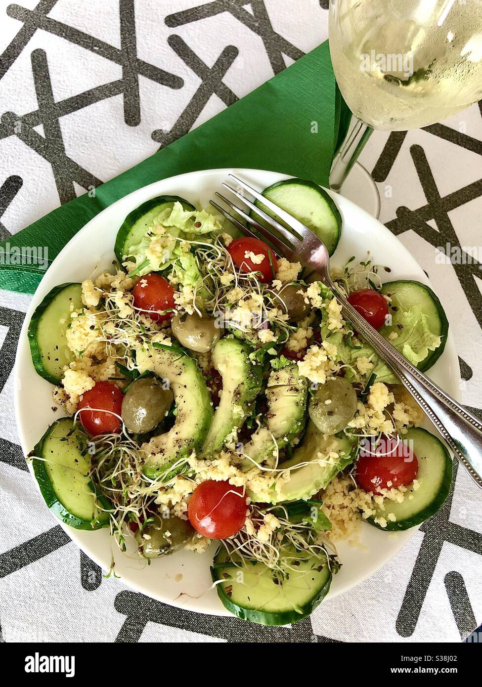 Déjeuner de salade de nourriture fraîche et saine. Banque D'Images