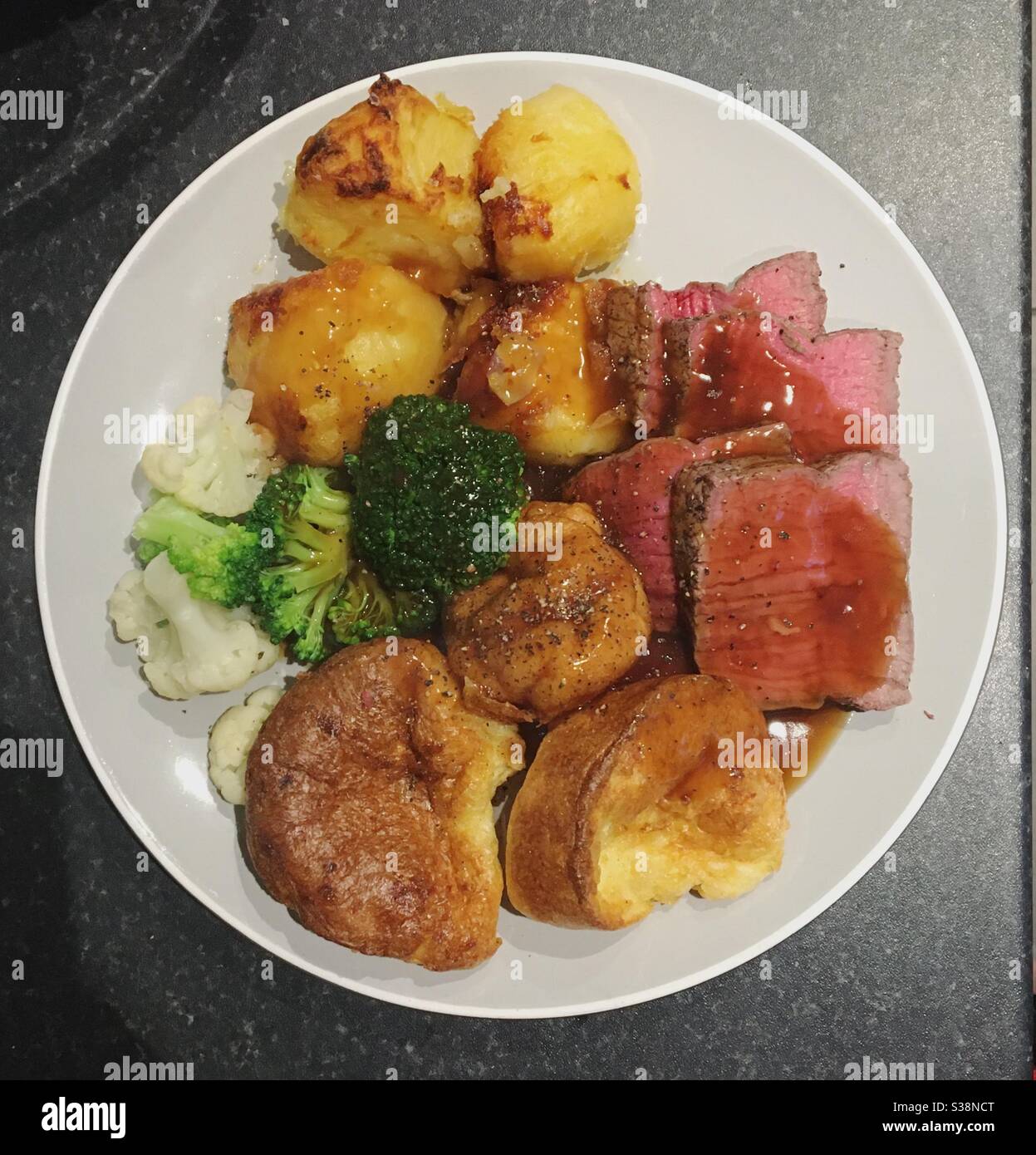 Dîner rôti de bœuf - Image de stock capturée avec un smartphone