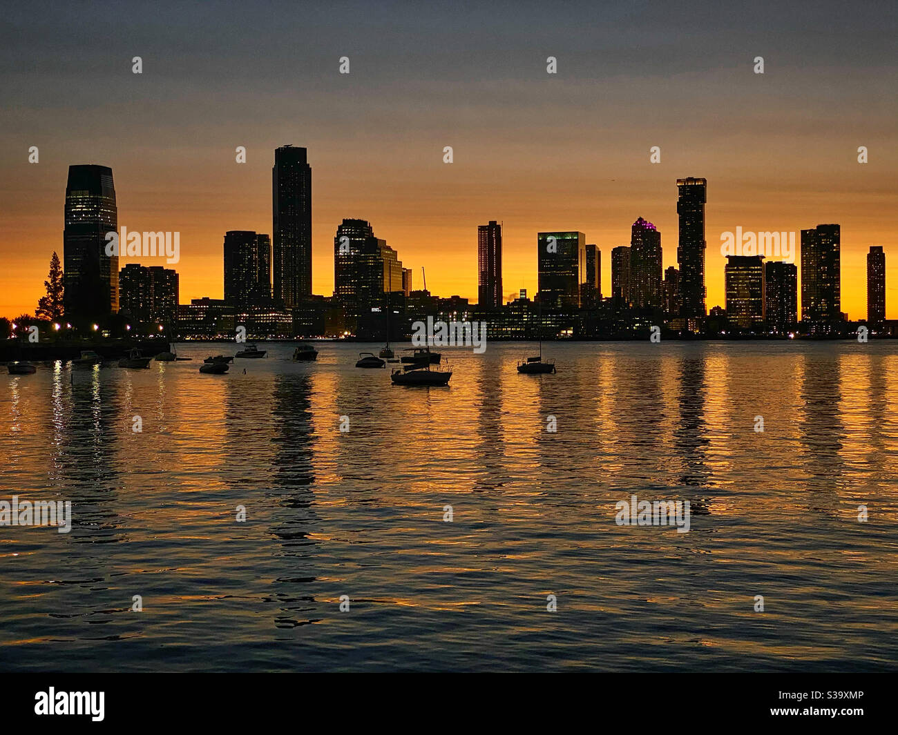 Tribeca Fall Sunset, New York - Image de stock capturée avec un smartphone