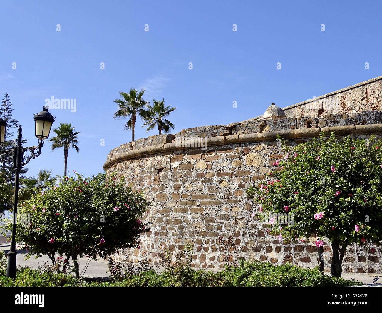 Ancien château sur la Costa Del sol dans le sud de l'Espagne Banque D'Images