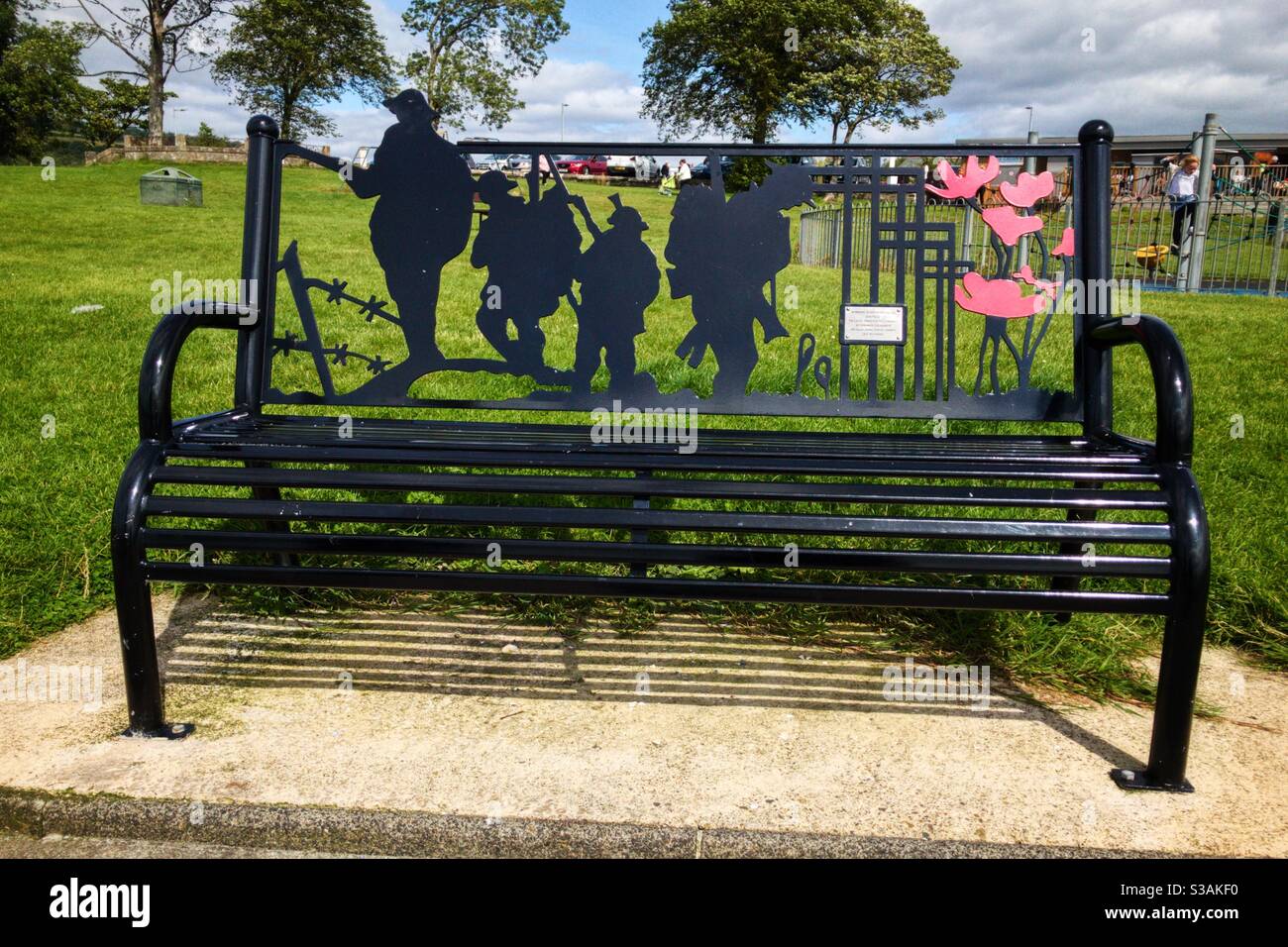 Banc du Mémorial des Forces armées à Helensburgh. - Image de stock capturée avec un smartphone