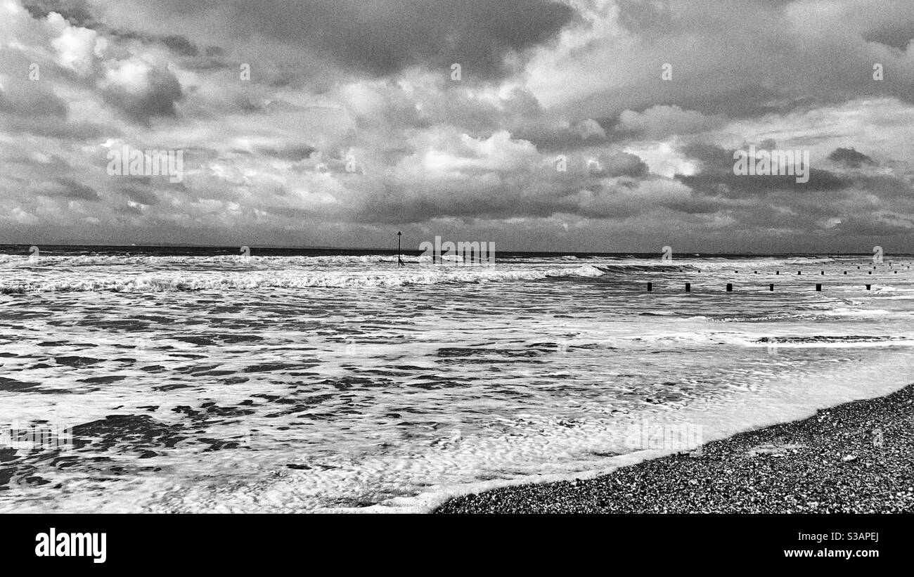 Moody bord de mer - Image de stock capturée avec un smartphone Moody bord de mer - Image de stock capturée avec un smartphone