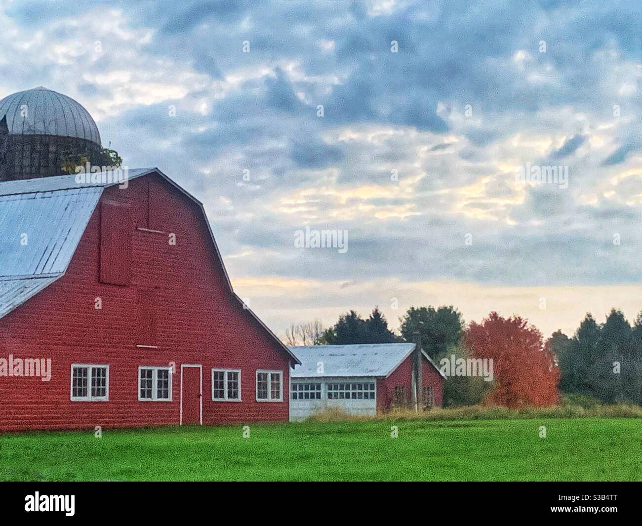 Grange rouge à New York - Image de stock capturée avec un smartphone