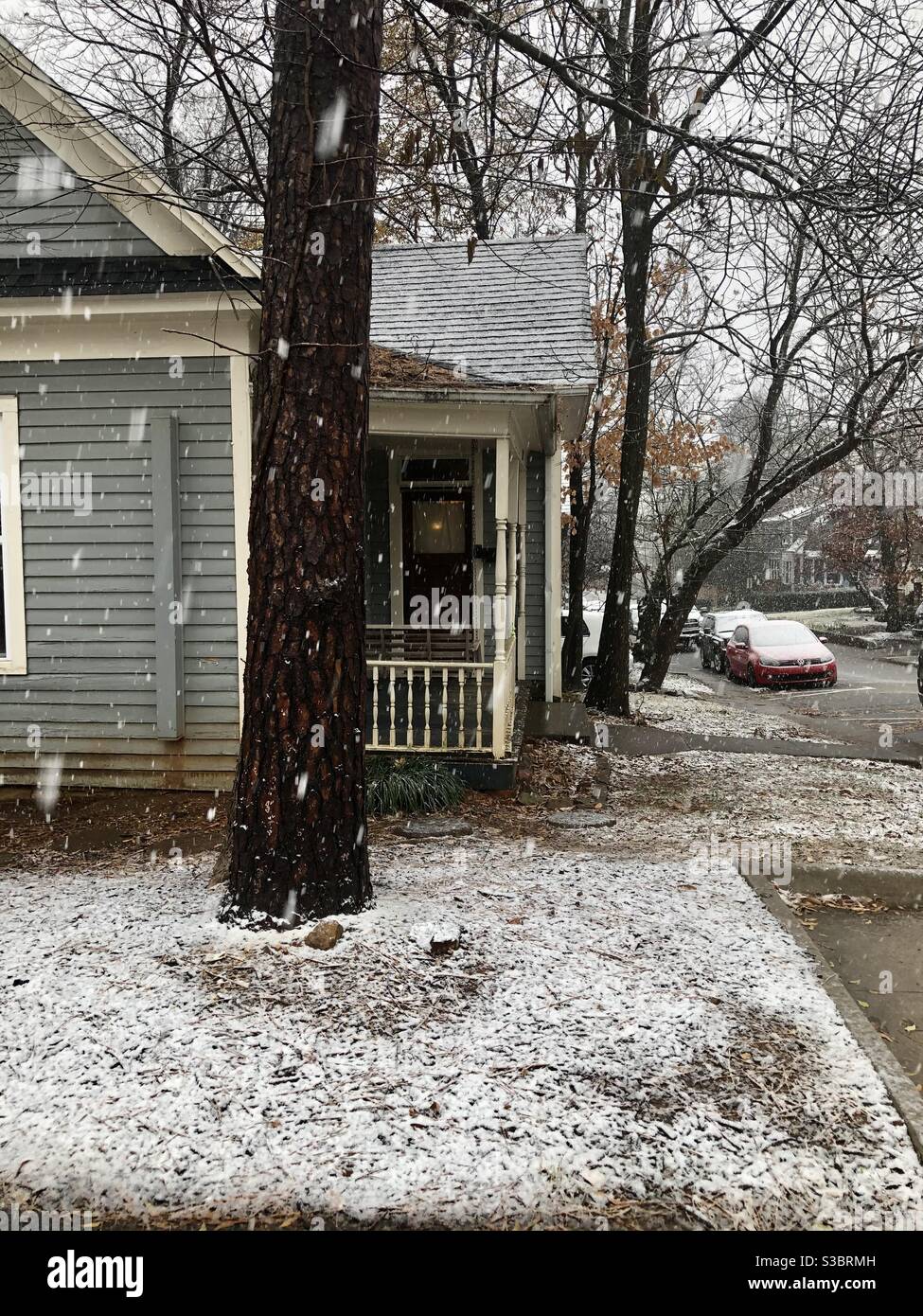Chutes de neige hivernales à Fayetteville, Arkansas. Banque D'Images