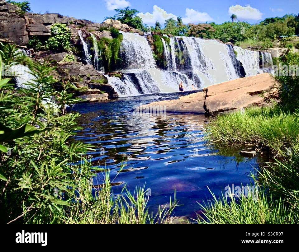 Cascade de Cachoeira Grande à Serra do OPIC, Minas Gerais, Brésil Banque D'Images