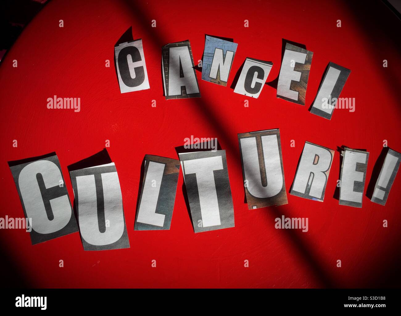 Annulez l'expression de culture en utilisant des lettres de papier découpées dans le style de note de rançon, USA Banque D'Images