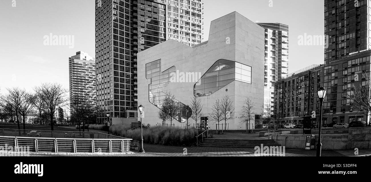 Hunters Point bibliothèque communautaire, conçu par Steven Holl Architects, à Long Island City, Queens Banque D'Images