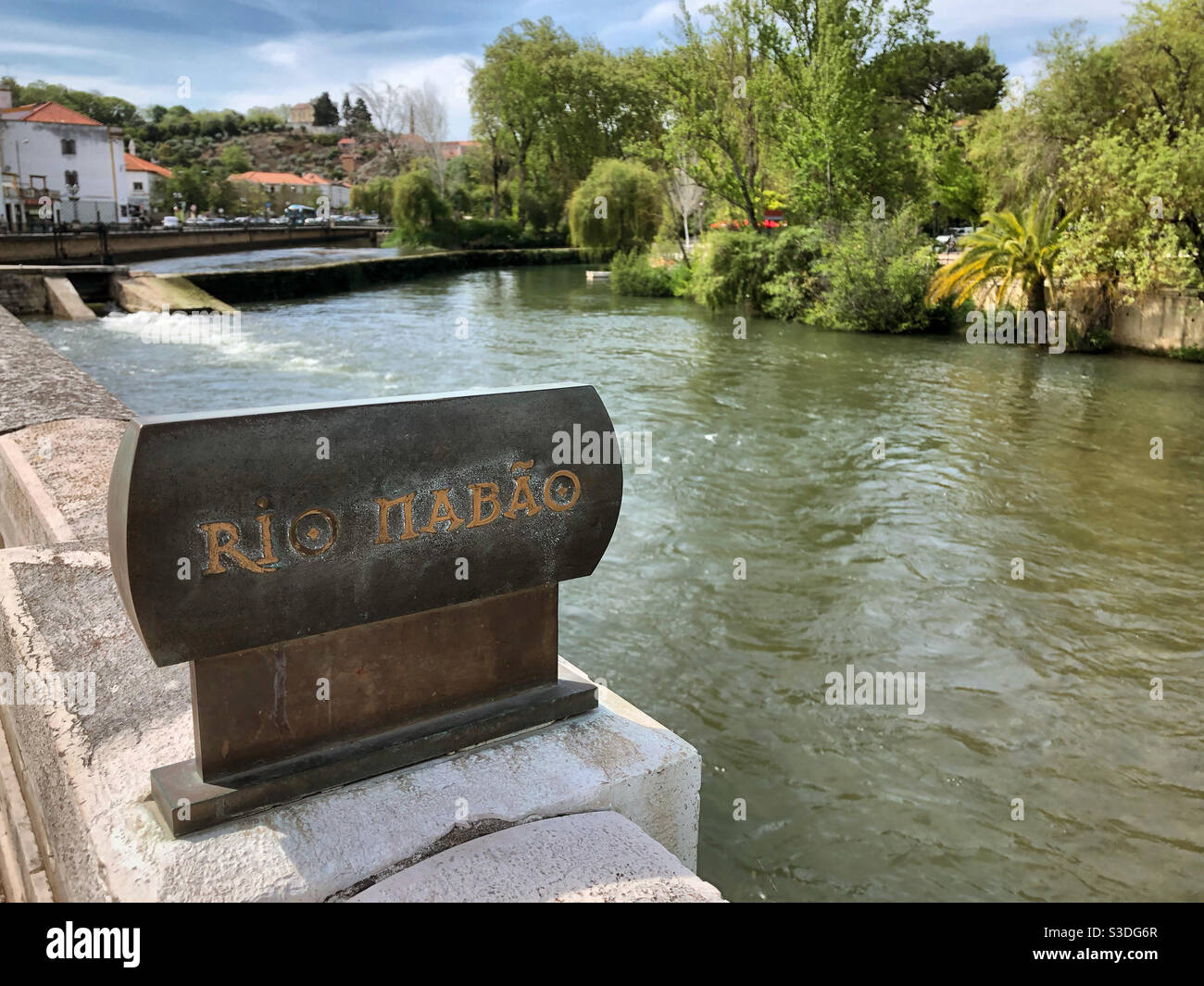 La rivière Nabáo, Tomar, Portugal Banque D'Images