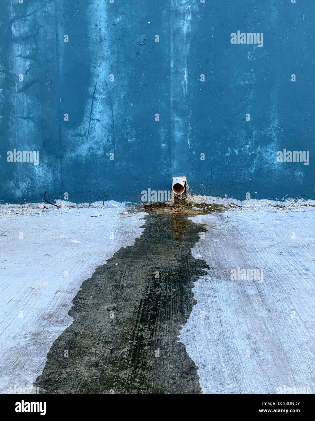 Eau de pluie - Image de stock capturée avec un smartphone
