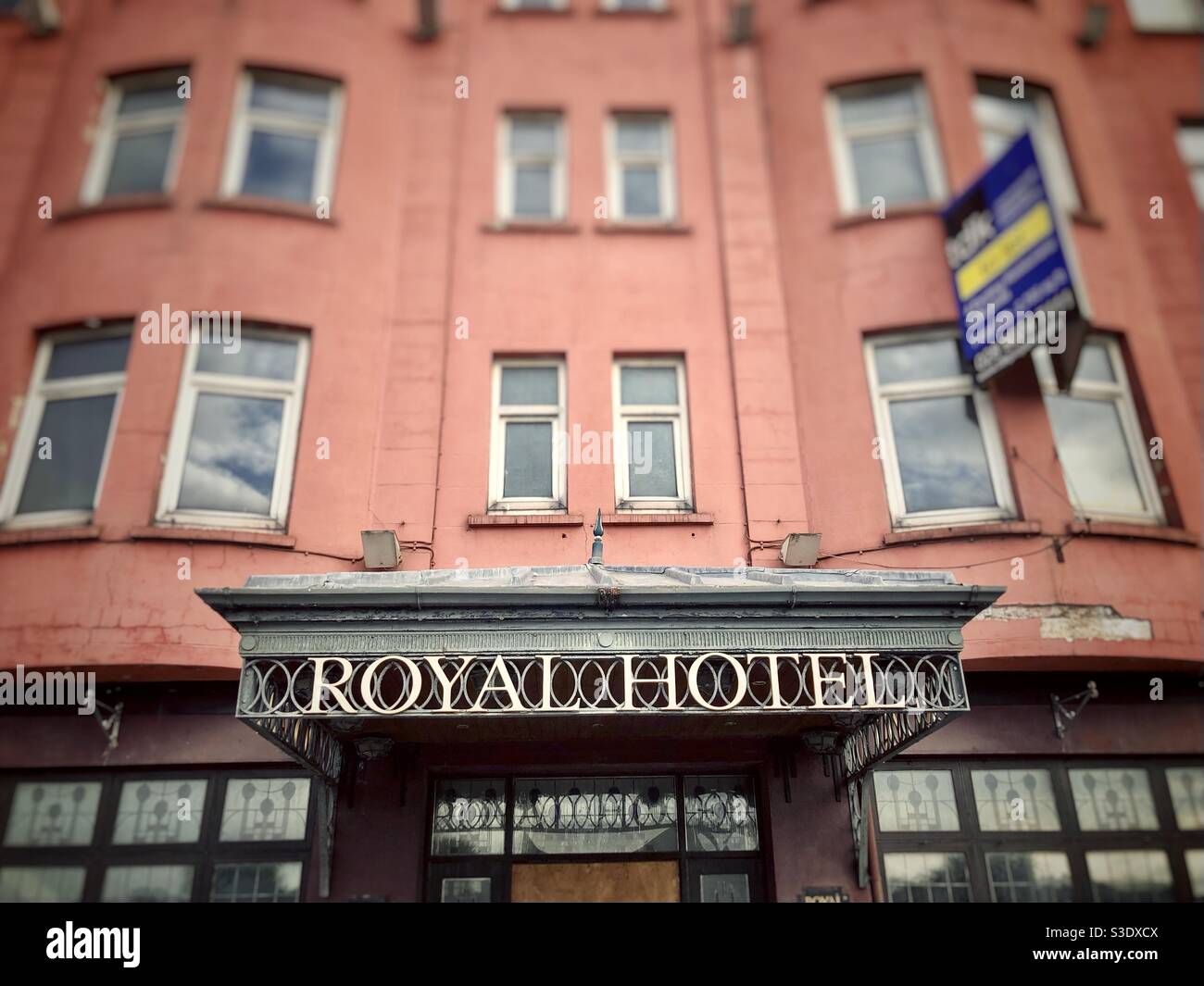 Royal Hotel, Bangor, Irlande du Nord. L'hôtel a fermé ses portes en 2014 et est proposé du laisser comme approprié pour les unités de restaurant ou de café Banque D'Images