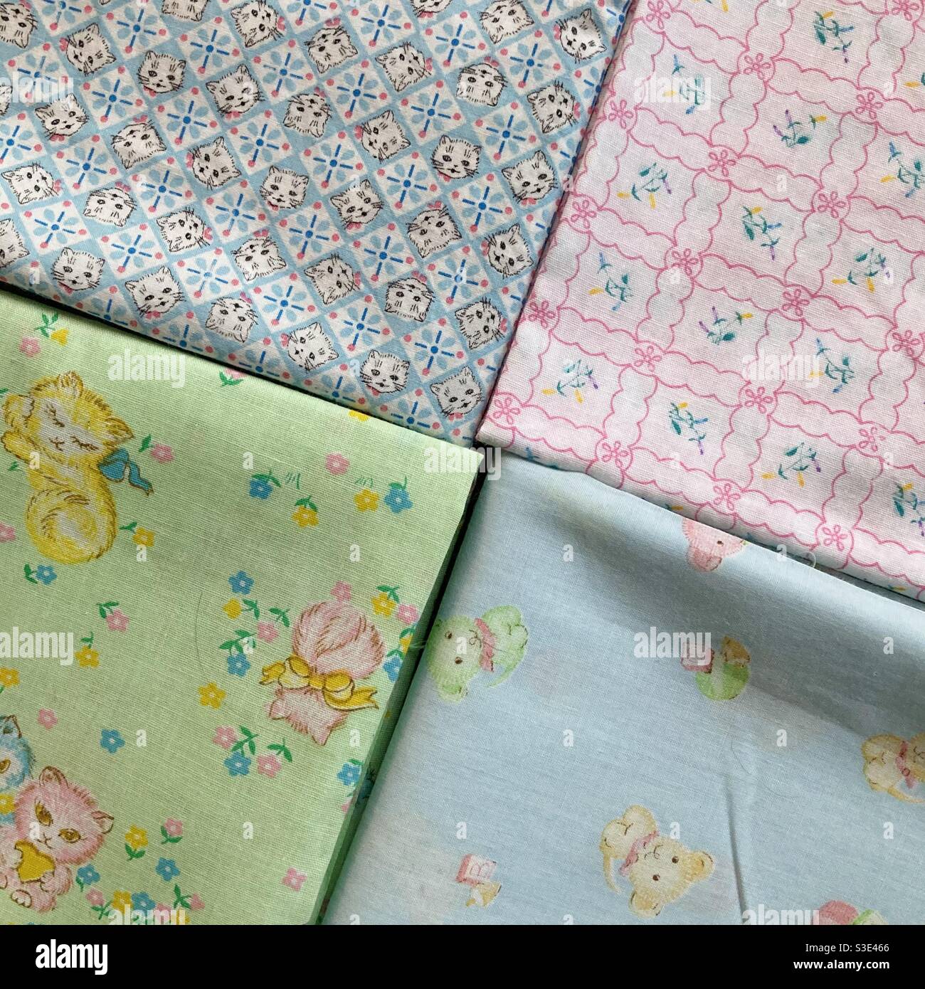 Tissu de bébé pastel vintage pour la courtepointe Photo Stock - Alamy