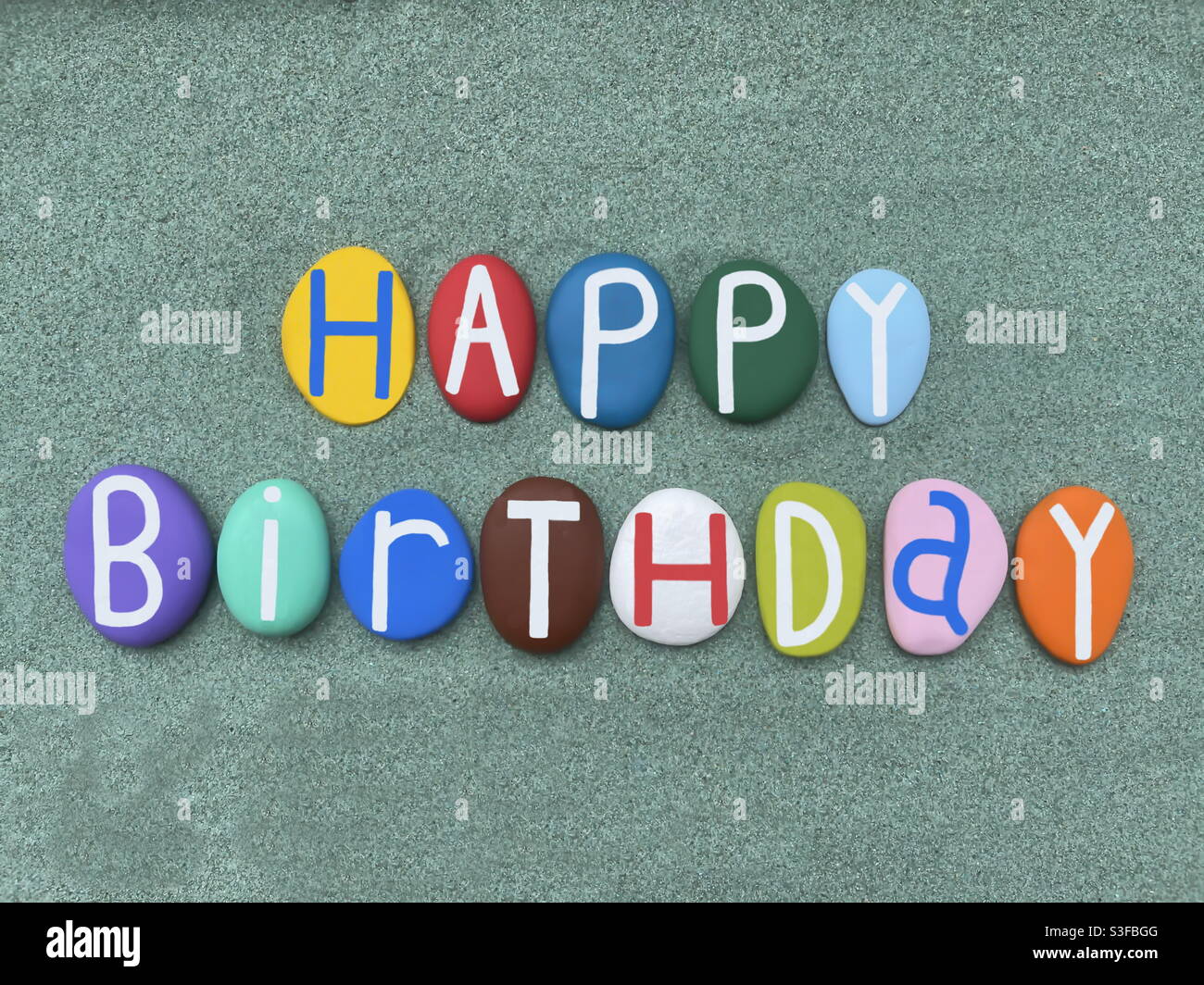 Happy Birthday Colored Stone Letters Banque D Image Et Photos Alamy