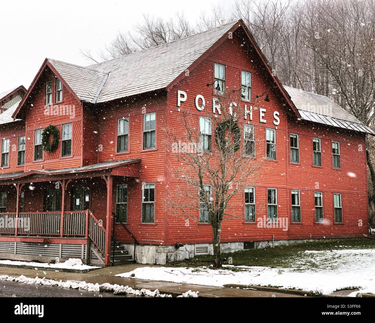 Janvier 2021, The Porches Inn at MASS MoCA, North Adams, Berkshire County, Massachusetts, États-Unis Banque D'Images