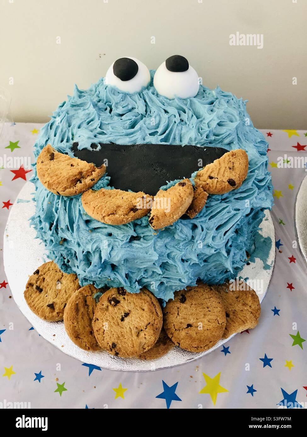 Gâteau maison de cookie Monster Banque D'Images