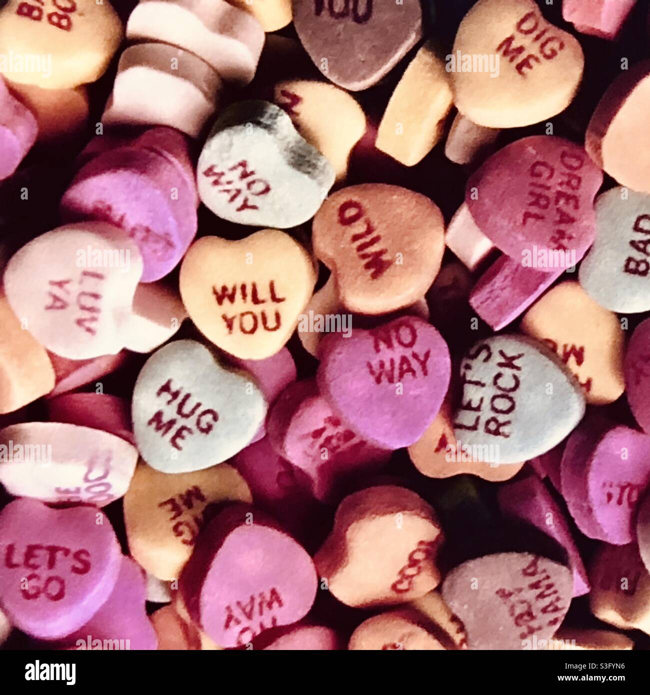 Cœurs de bonbons avec messages Banque D'Images