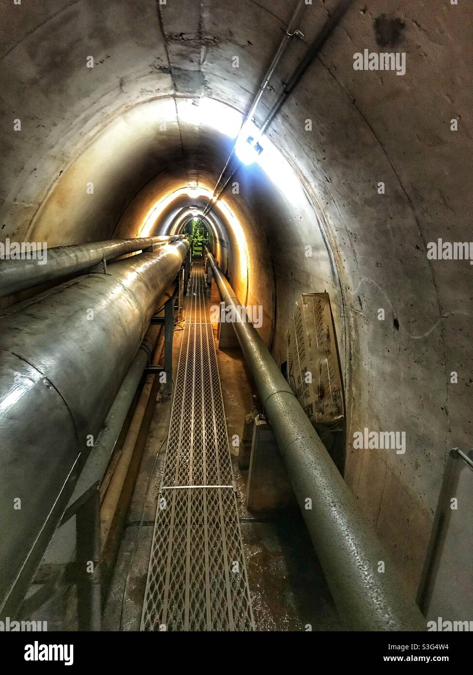 Tunnel de stockage de pétrole de la Seconde Guerre mondiale à Darwin, territoire du Nord, Australie Banque D'Images