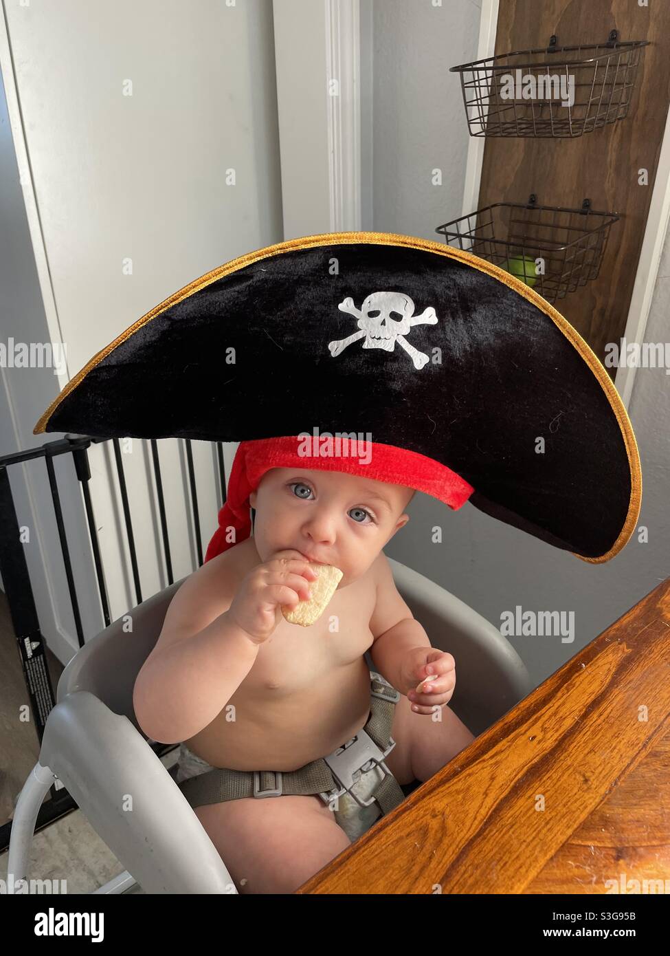 Bebe Pirate Banque D Image Et Photos Alamy