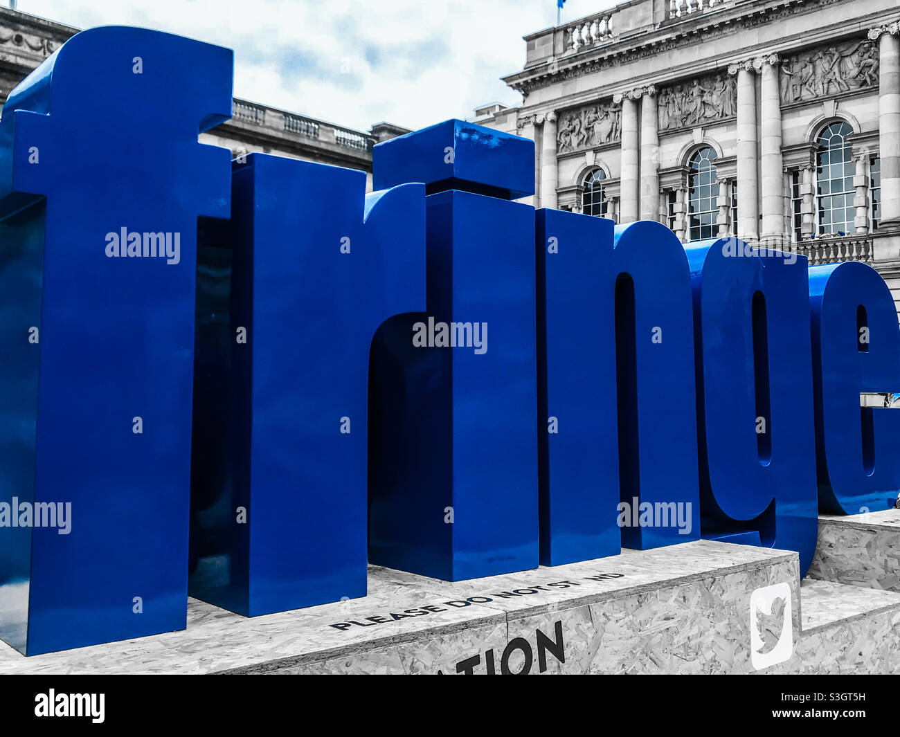 Edinburgh Fringe Festival sign - Image de stock capturée avec un smartphone
