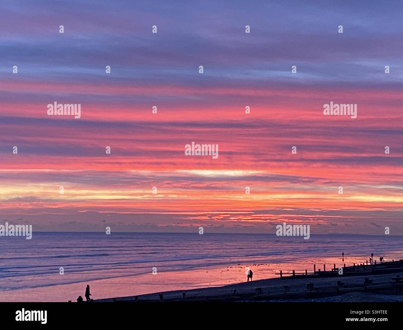 Coucher de soleil sur Worthing Beach Banque D'Images