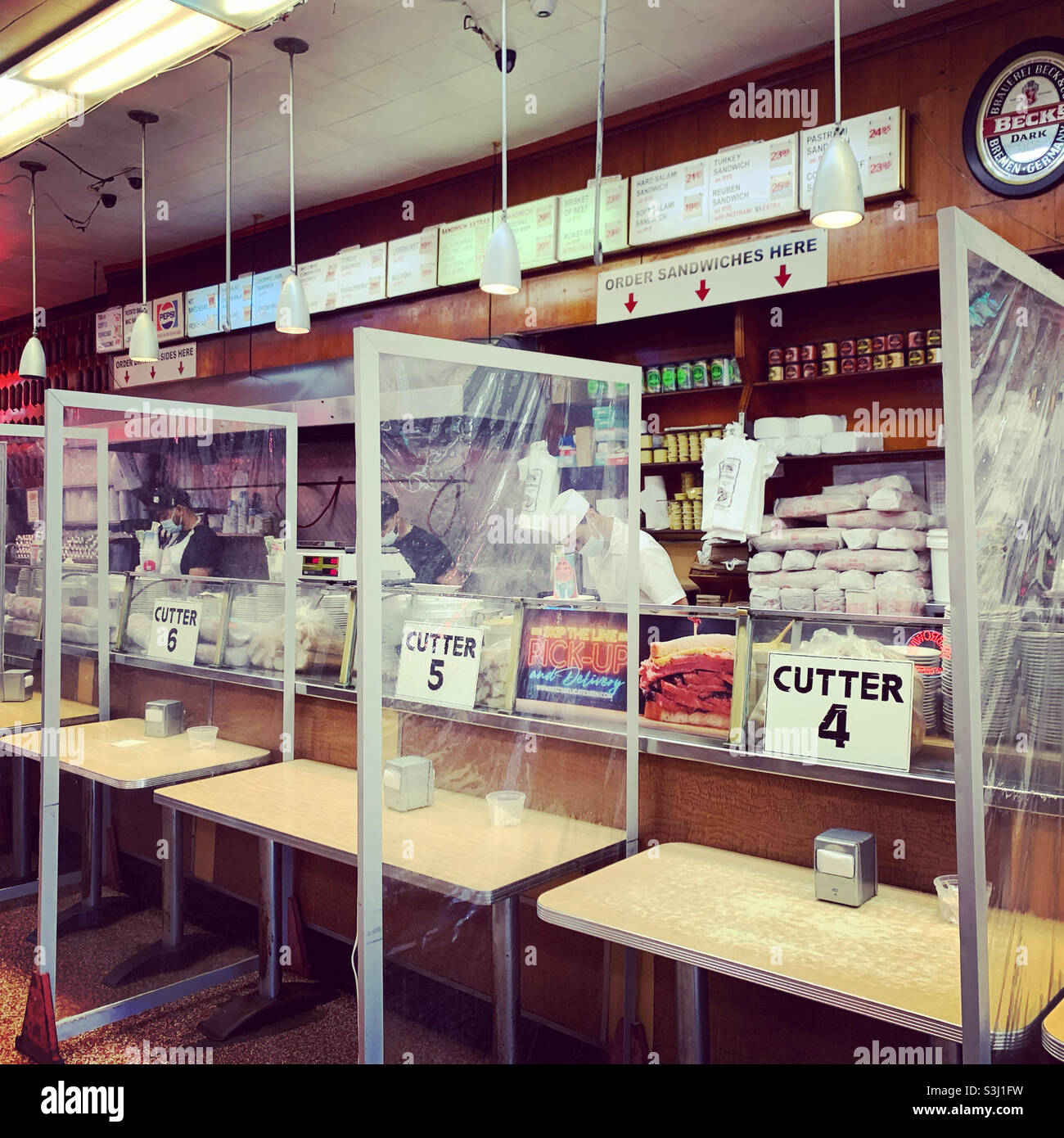 Août 2021, Katz’s Delicatessen, Lower East Side, Manhattan, New York, New York, États-Unis Banque D'Images