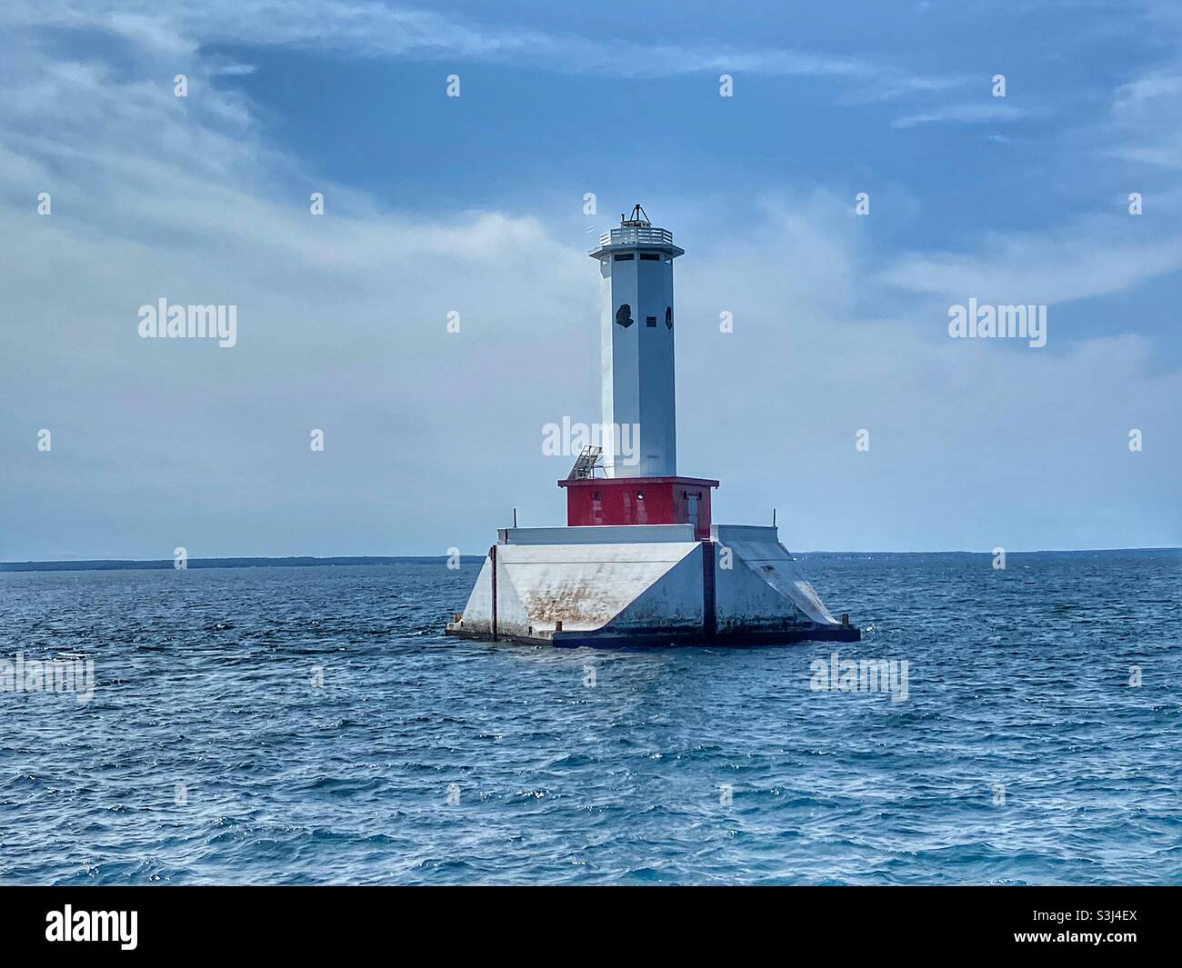 Phare à l'entrée de l'île Mackinac - Image de stock capturée avec un smartphone