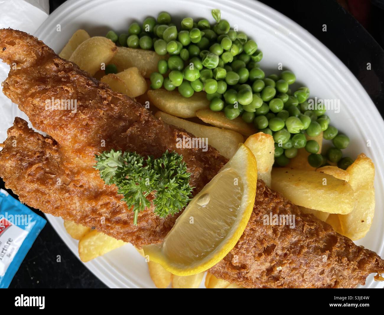 Fish and chips au Black Shed café, Slimbridge, Gloucestershire - Image de stock capturée avec un smartphone
