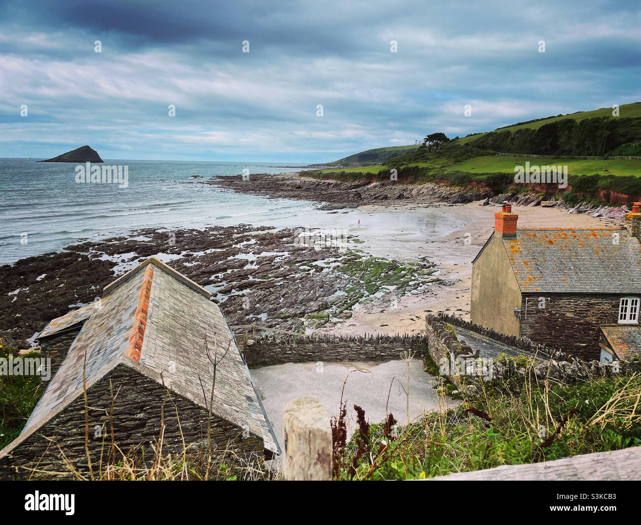 Mers agitées à la plage de Wembury, South Devon Banque D'Images