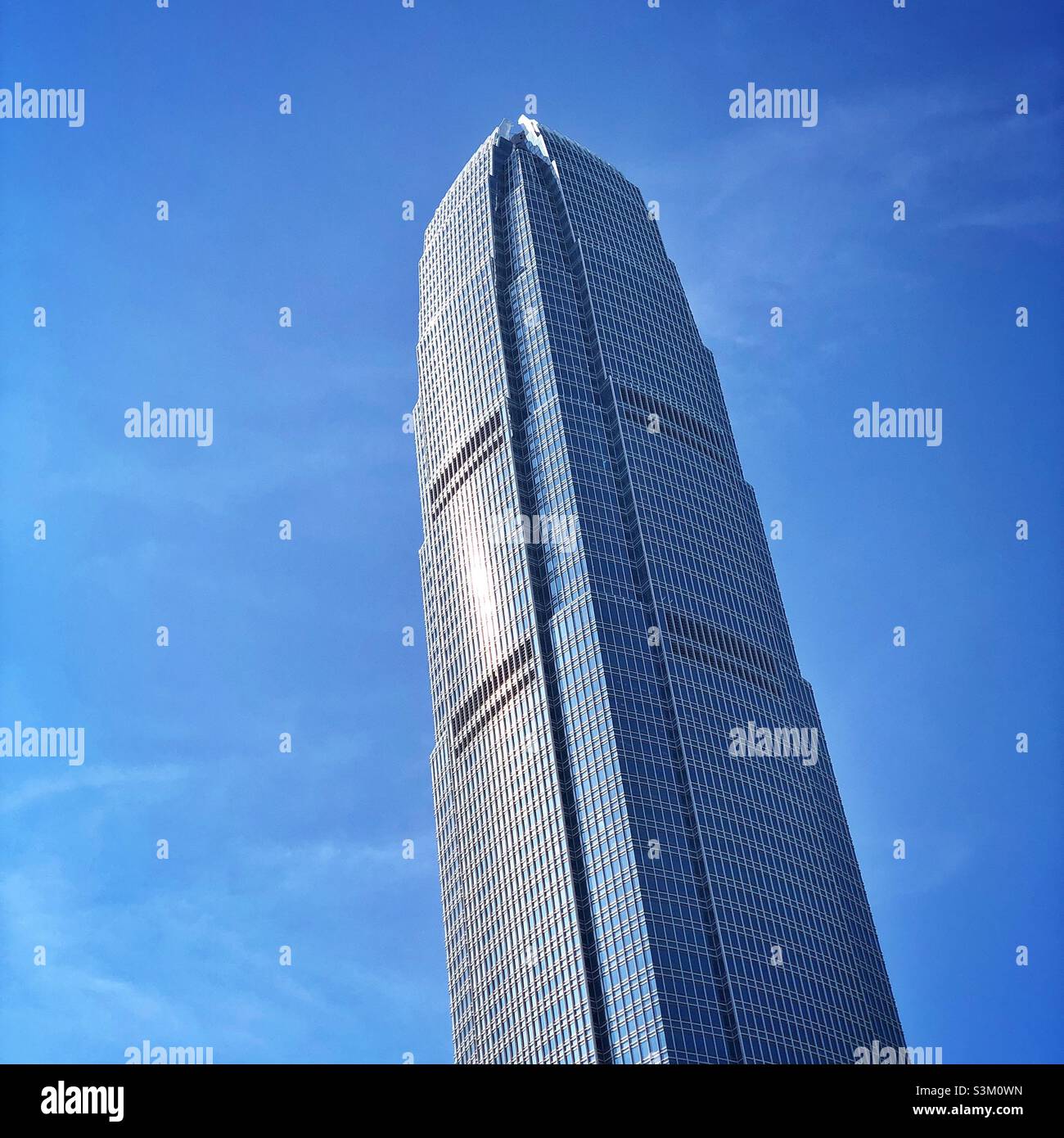 2ifc (2 International Finance Centre), un gratte-ciel du centre, le deuxième plus haut bâtiment de Hong Kong Banque D'Images