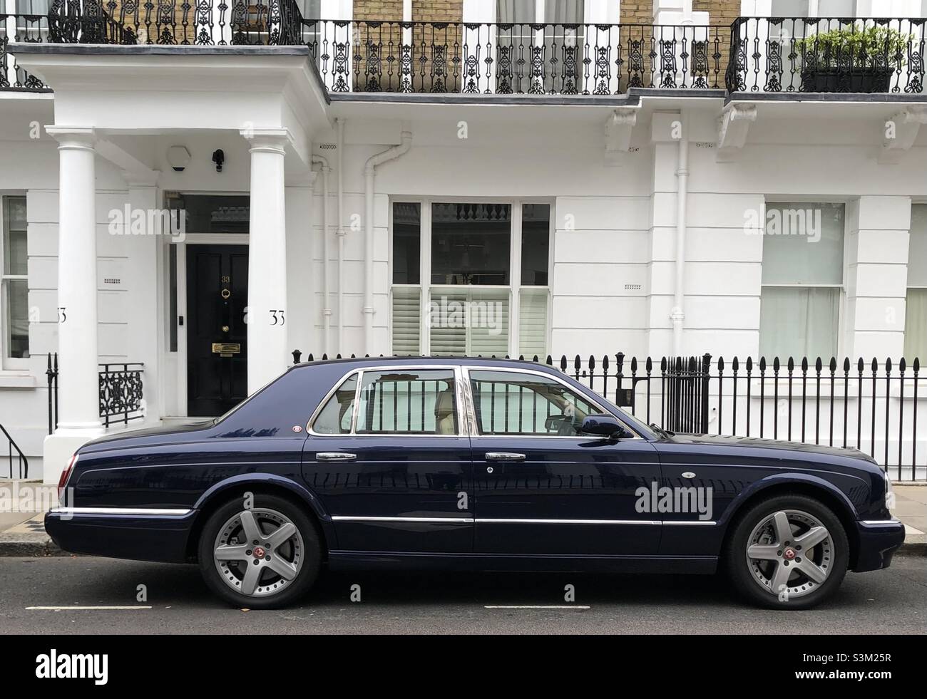 2000 Bentley Arnage - Knightsbridge Londres Banque D'Images