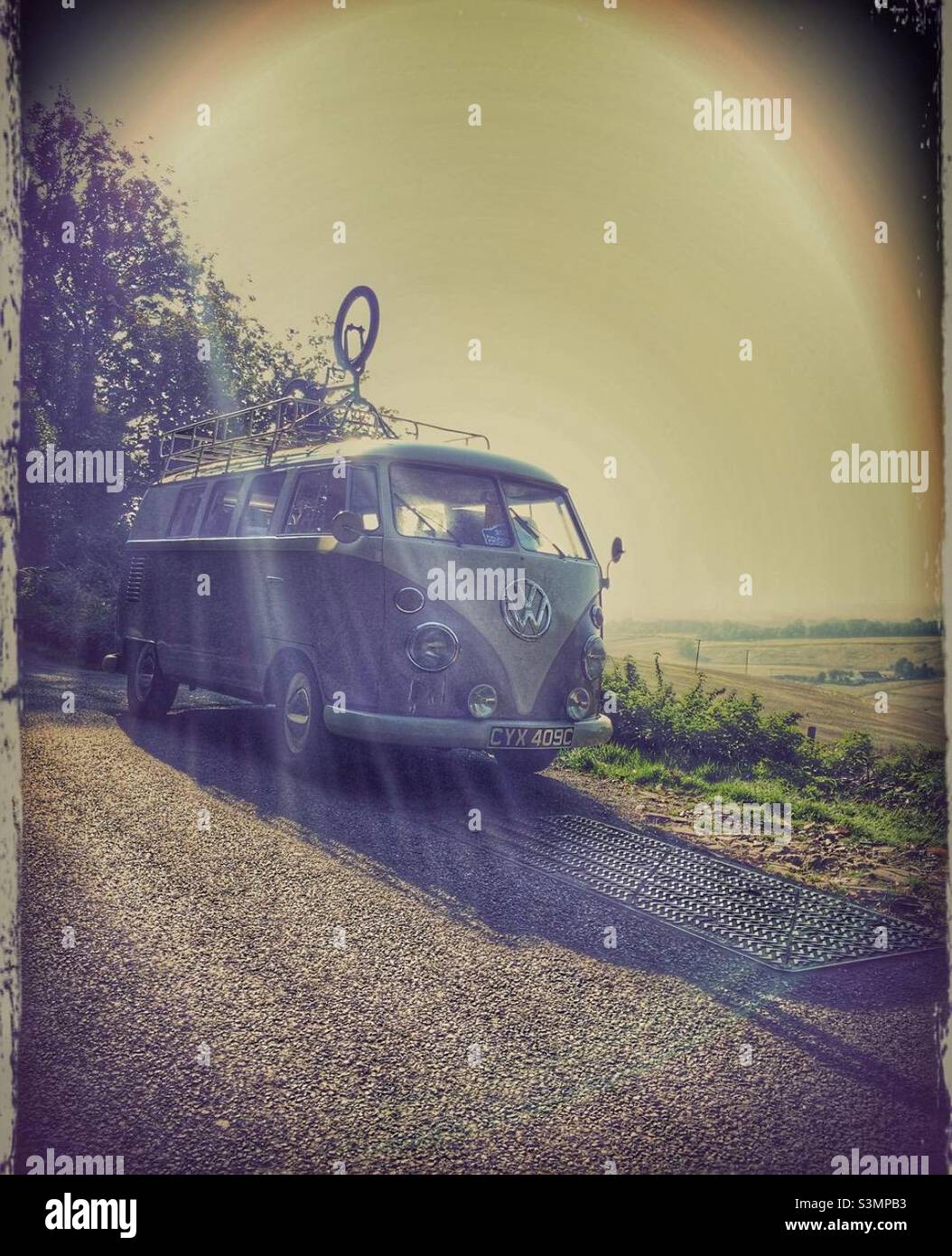 Vintage VW Camper Van écran divisé UK rétro Banque D'Images