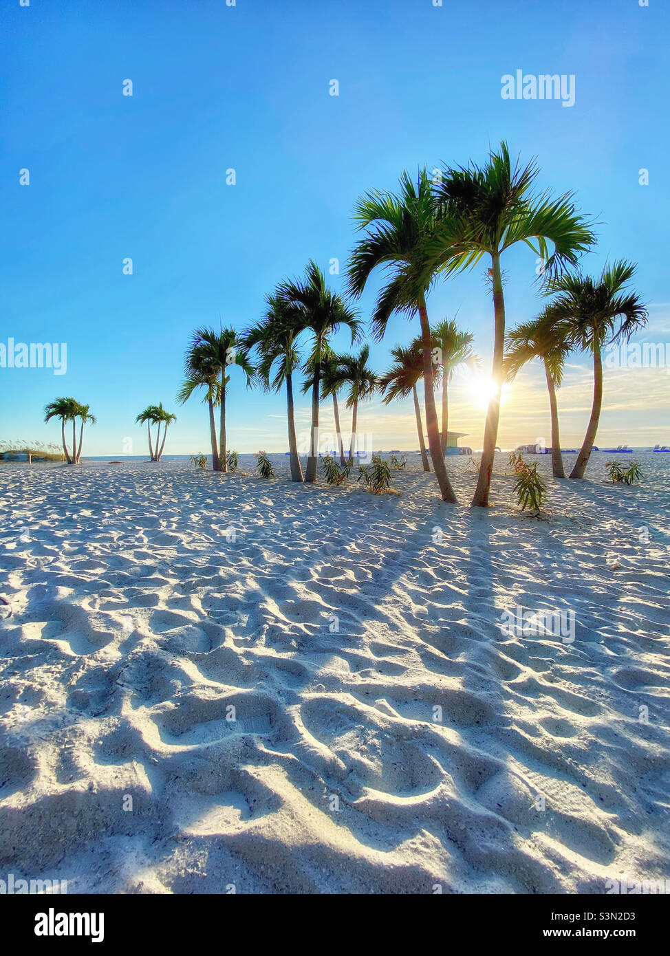 Coucher de soleil sur Saint Pete Beach, Floride Banque D'Images