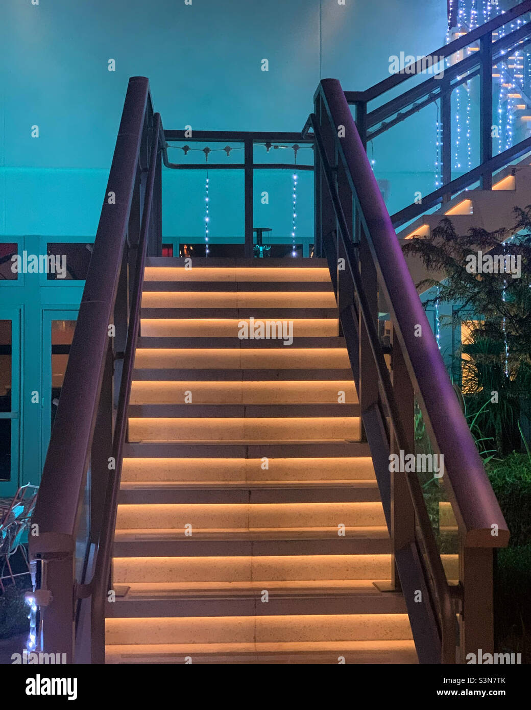 Décembre 2021, Stairs, Moxy Miami South Beach Hotel, South Beach, Miami Beach, Floride, États-Unis Banque D'Images Décembre 2021, Stairs, Moxy Miami South Beach Hotel, South Beach, Miami Beach, Floride, États-Unis Banque D'Images