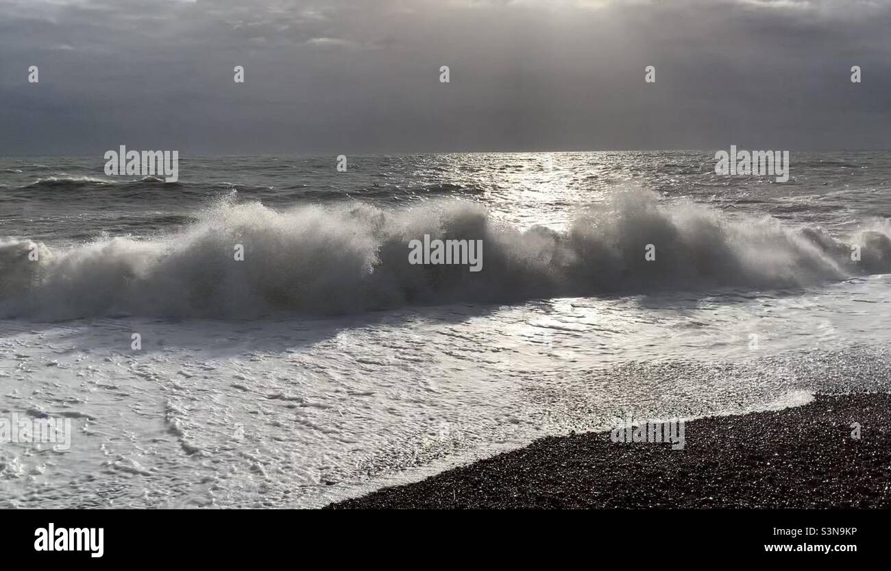 Mer agitée à Brighton et Hove 6th février 2022 Banque D'Images