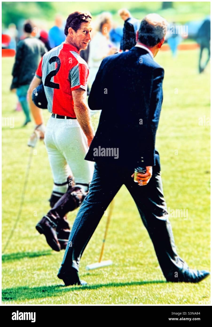 HRH Prince Charles lors d'un match de polo à Kirtlington, Oxfordshire. - Image de stock capturée avec un smartphone