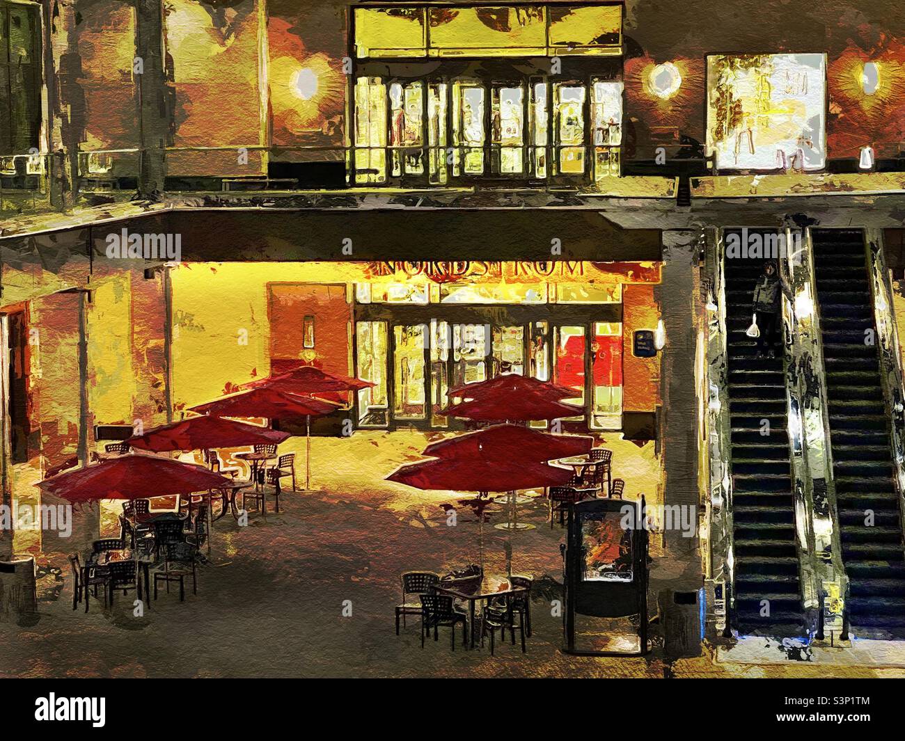 Vue sur la plaza, vers quelques escaliers mécaniques et des tables à manger en plein air, à l'intérieur du City Creek Center dans le centre-ville de Salt Lake City, Utah, États-Unis la nuit pendant la saison de Noël. - Image de stock capturée avec un smartphone