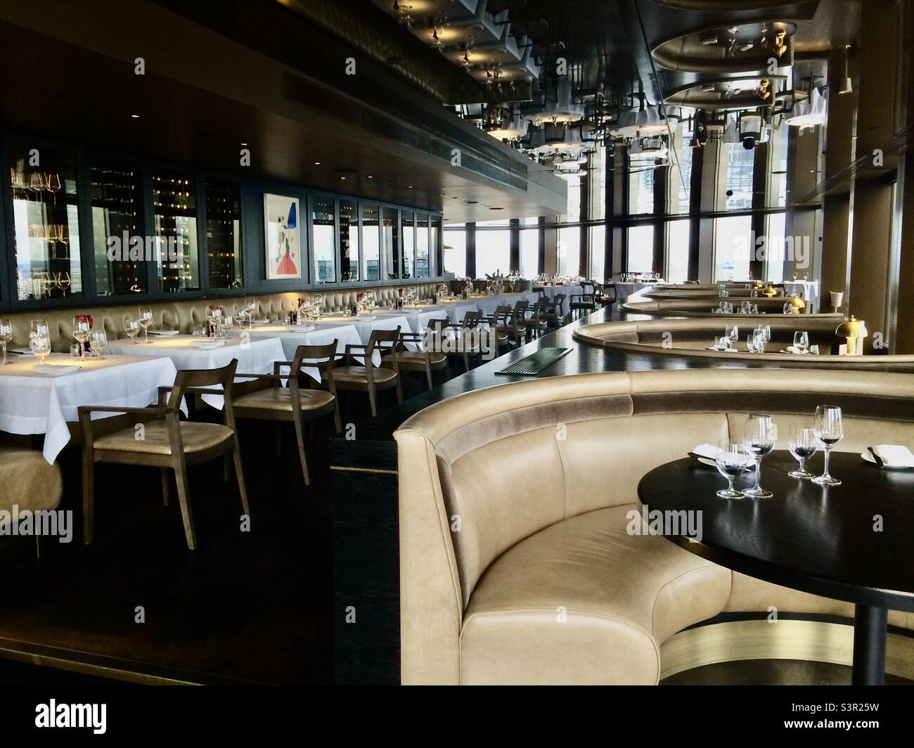 City social Londres, City social restaurant, intérieur, restaurant étoilé Michelin Londres, Tour 42, Royaume-Uni, restaurants de Londres, 2014, intérieur du restaurant - Image de stock capturée avec un smartphone
