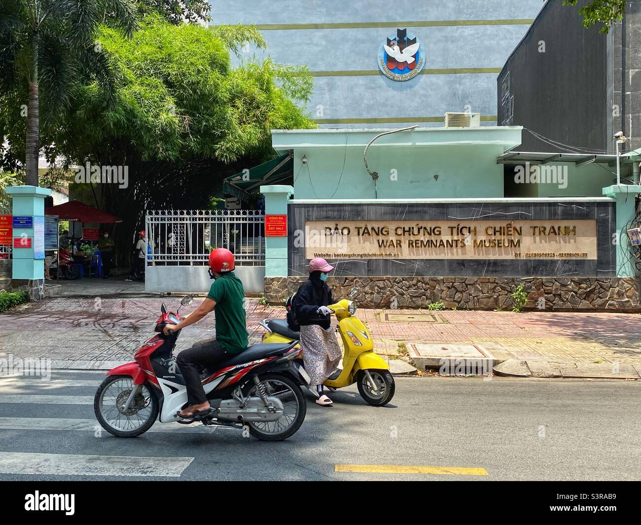 Musée des vestiges de guerre à Ho Chi Minh ville, Vietnam - Image de stock capturée avec un smartphone