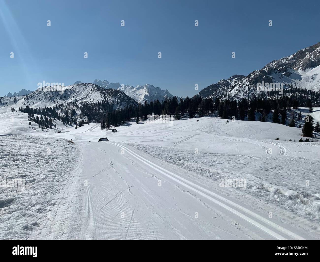 Piste de ski de fond à Prati Piazza, Italie. - Image de stock capturée avec un smartphone