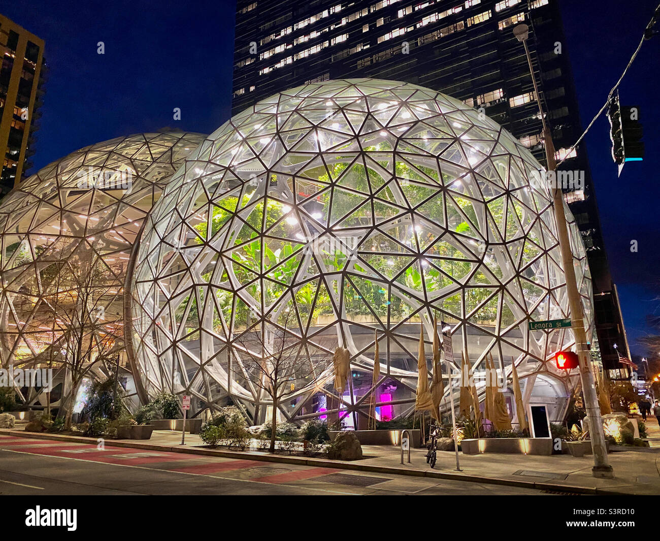 The Spheres au siège d'Amazon dans le centre-ville de seattle Banque D'Images