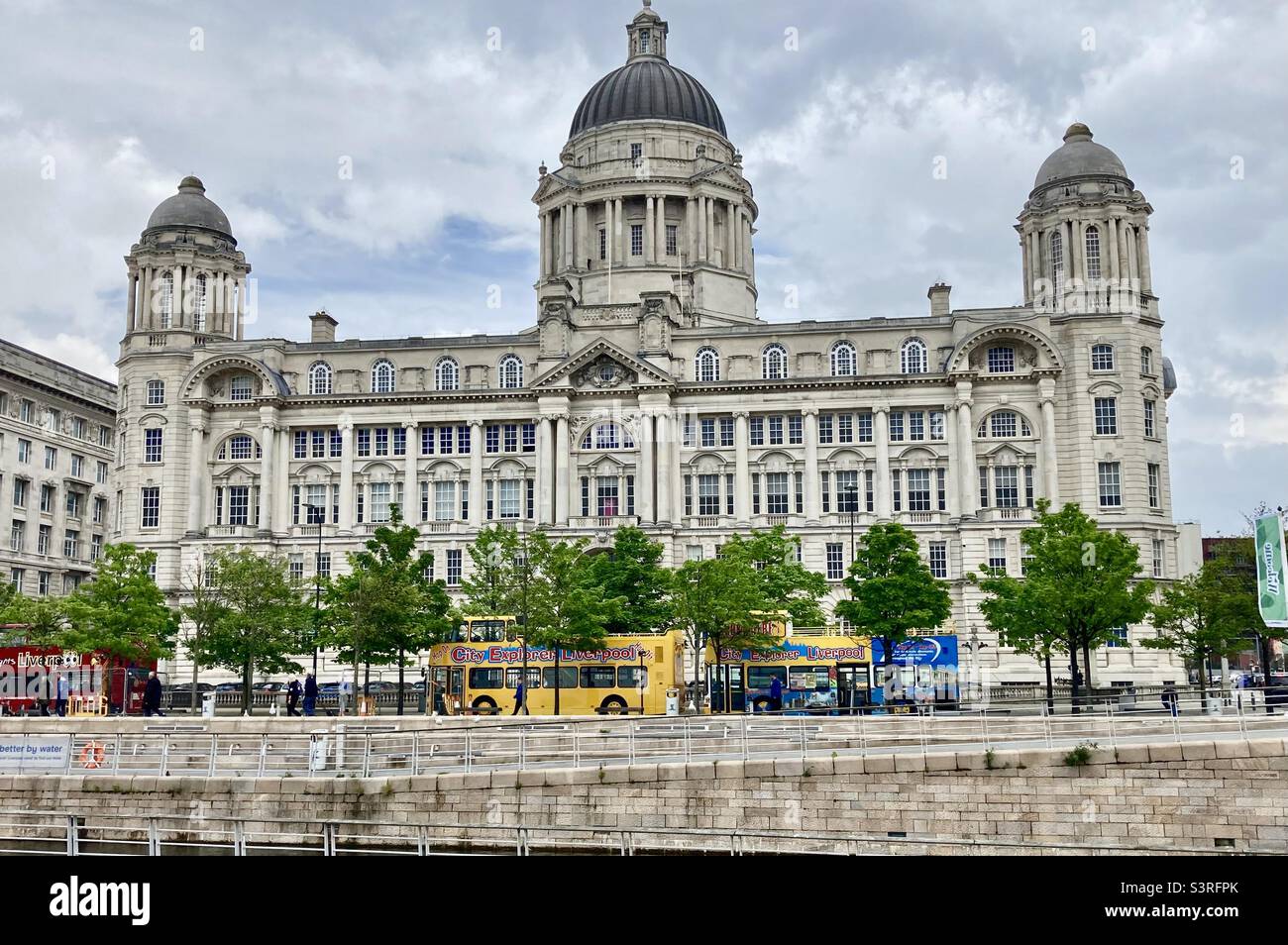 Port of Liverpool building - Image de stock capturée avec un smartphone