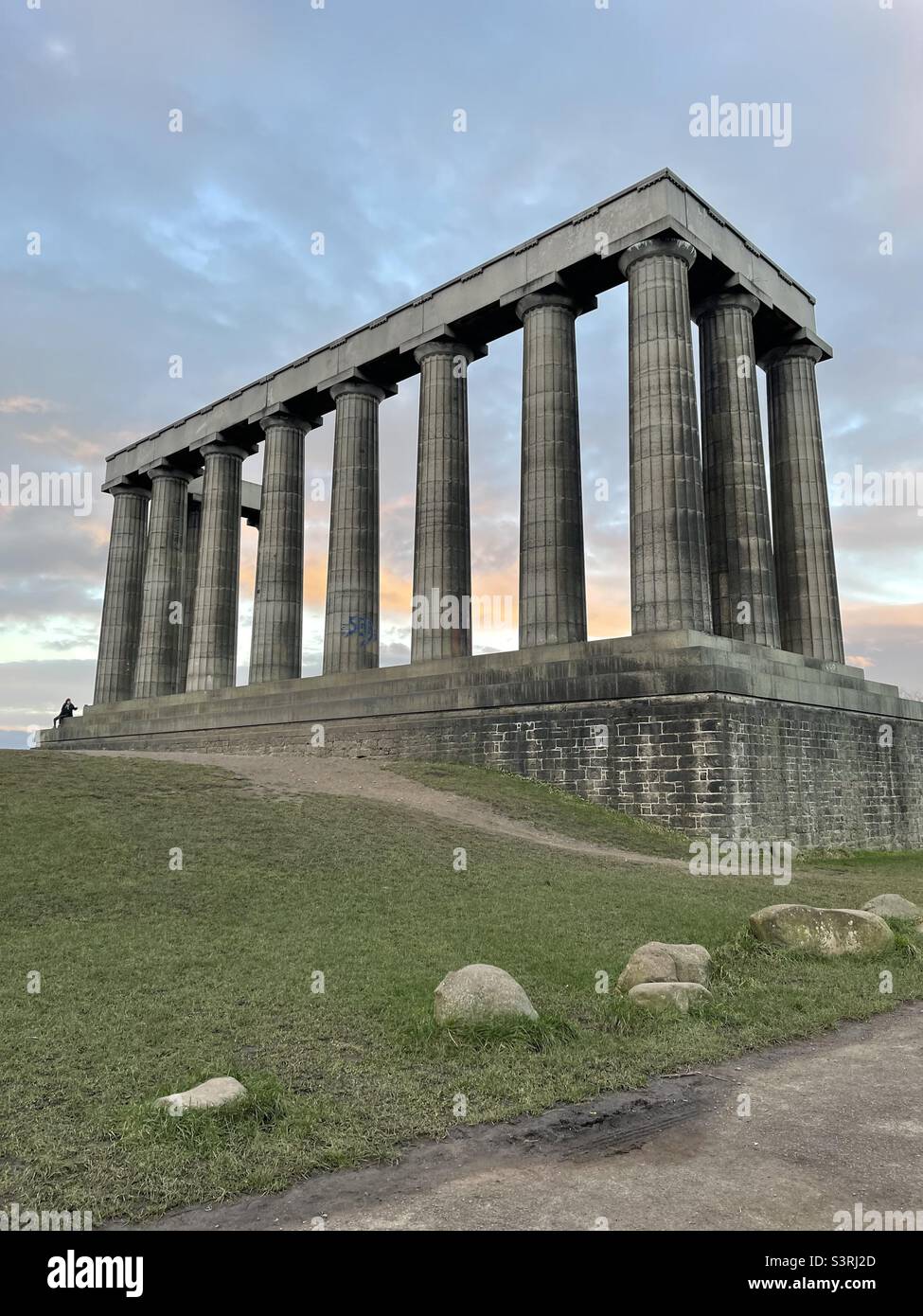 Édimbourg au coucher du soleil sur Calton Hill - la honte d'Édimbourg Banque D'Images