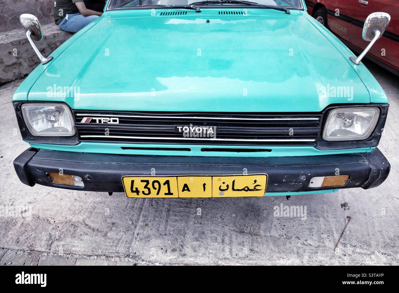 Voitures classiques : ancien modèle Toyota - Image de stock capturée avec un smartphone