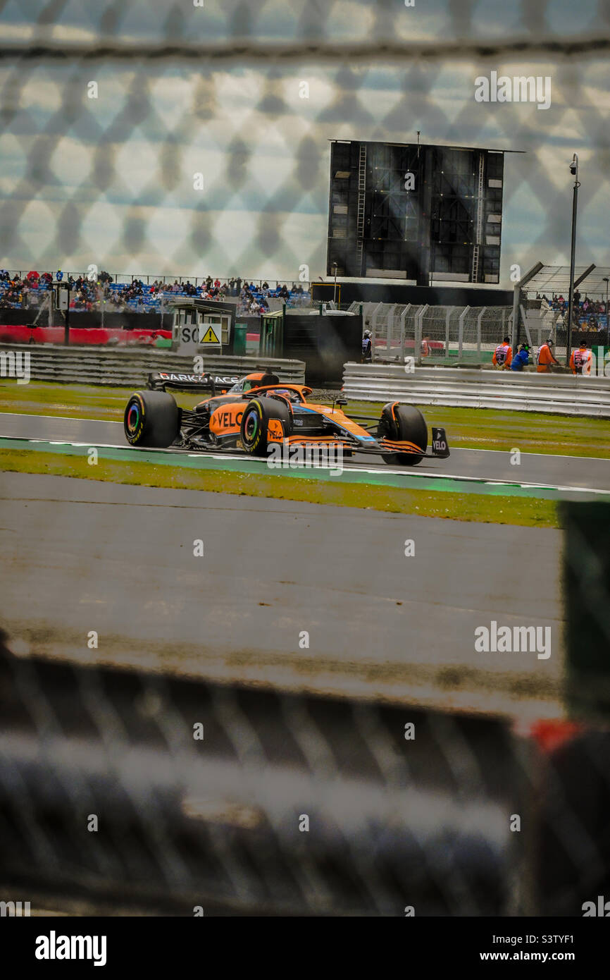 Daniel Ricciardo lors des qualifications au Grand Prix de Grande-Bretagne à Silverstone 2022 (ligne droite wellington) Banque D'Images