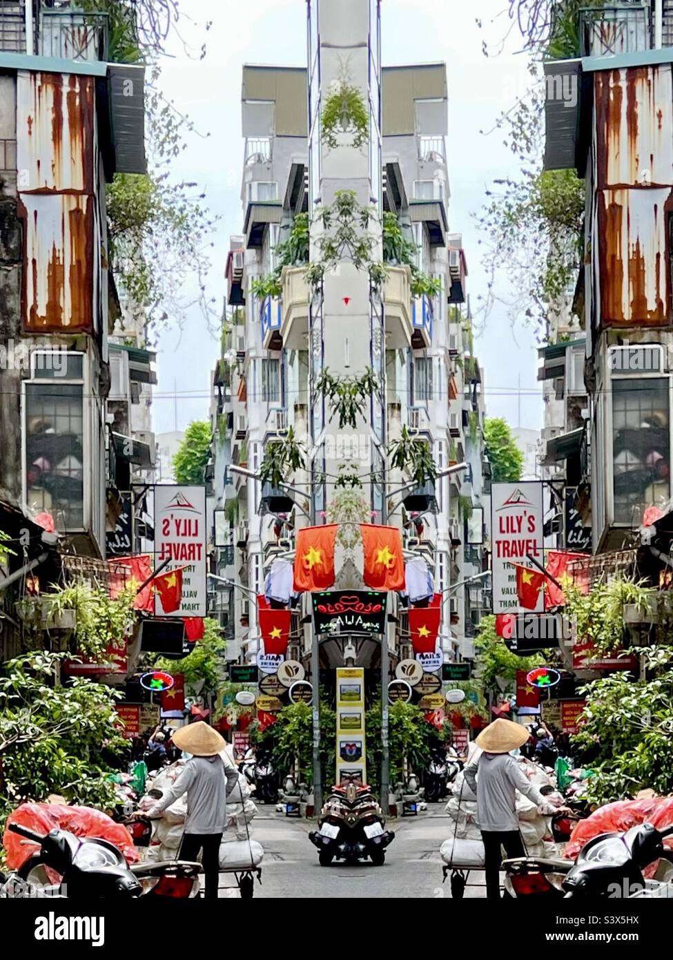 Image miroir du vieux quartier de Hanoï Banque D'Images