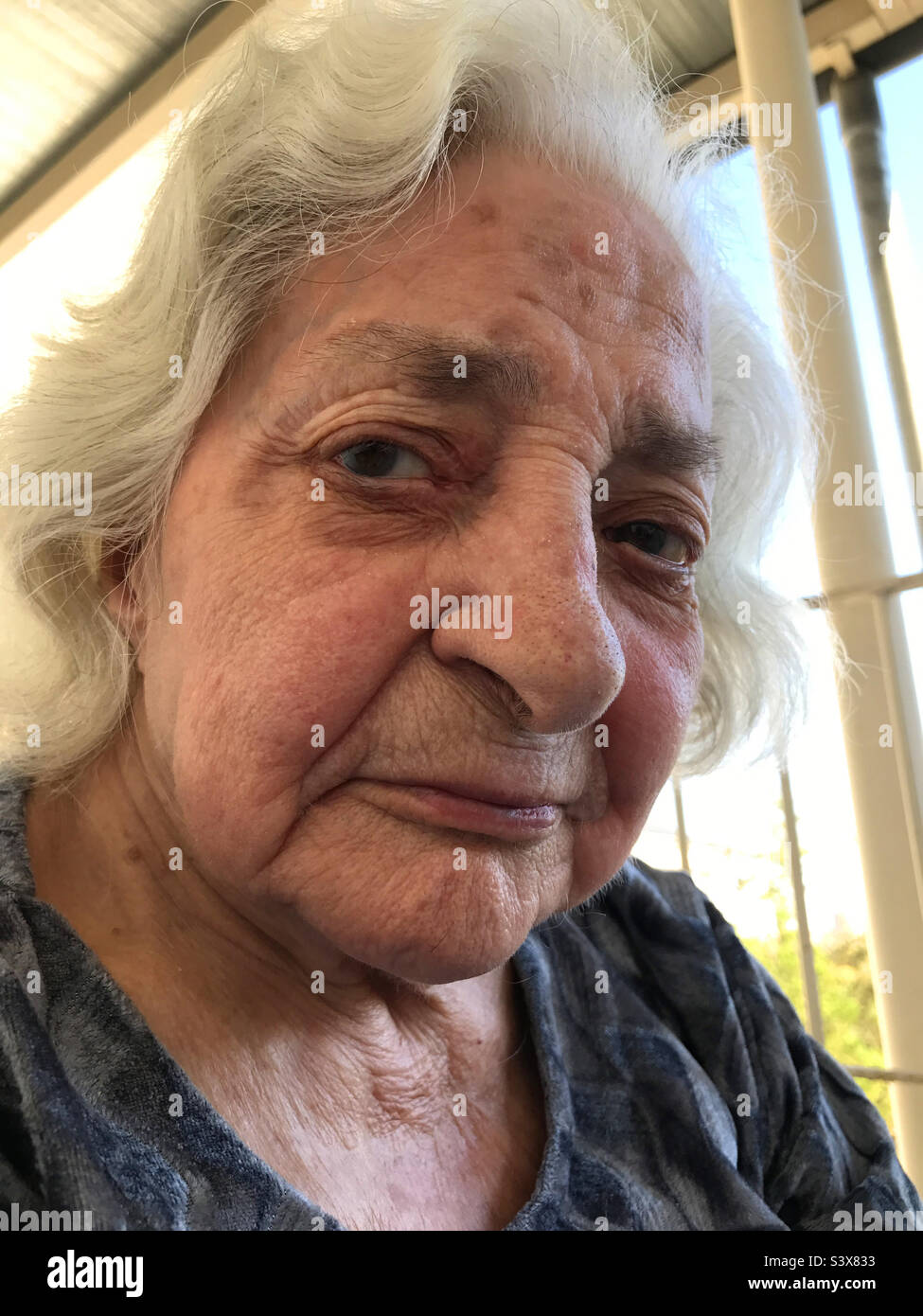 Portrait de vieille femme - Image de stock capturée avec un smartphone