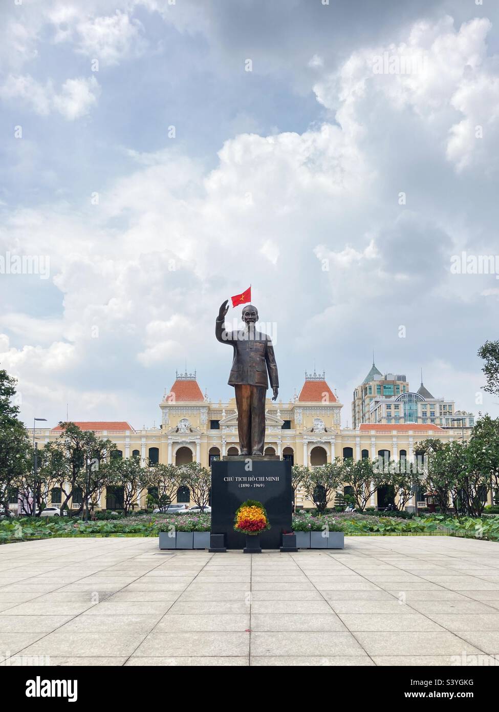 Statue de Ho Chi Minh, Ho Chi Minh ville, Vietnam - Image de stock capturée avec un smartphone