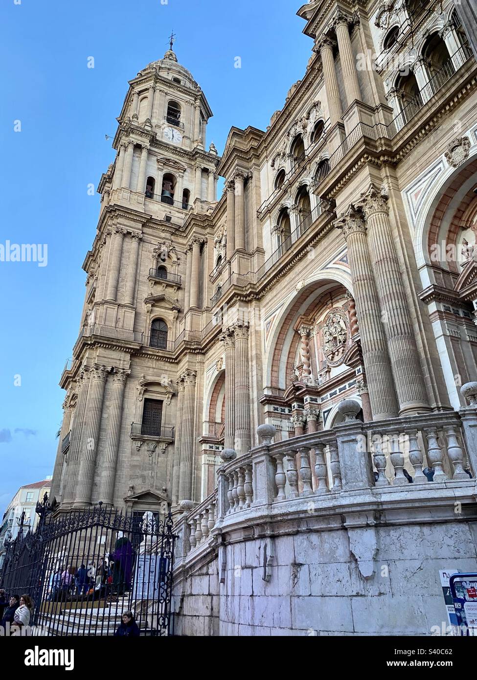 Façade de la cathédrale de Malaga avec la tour Banque D'Images