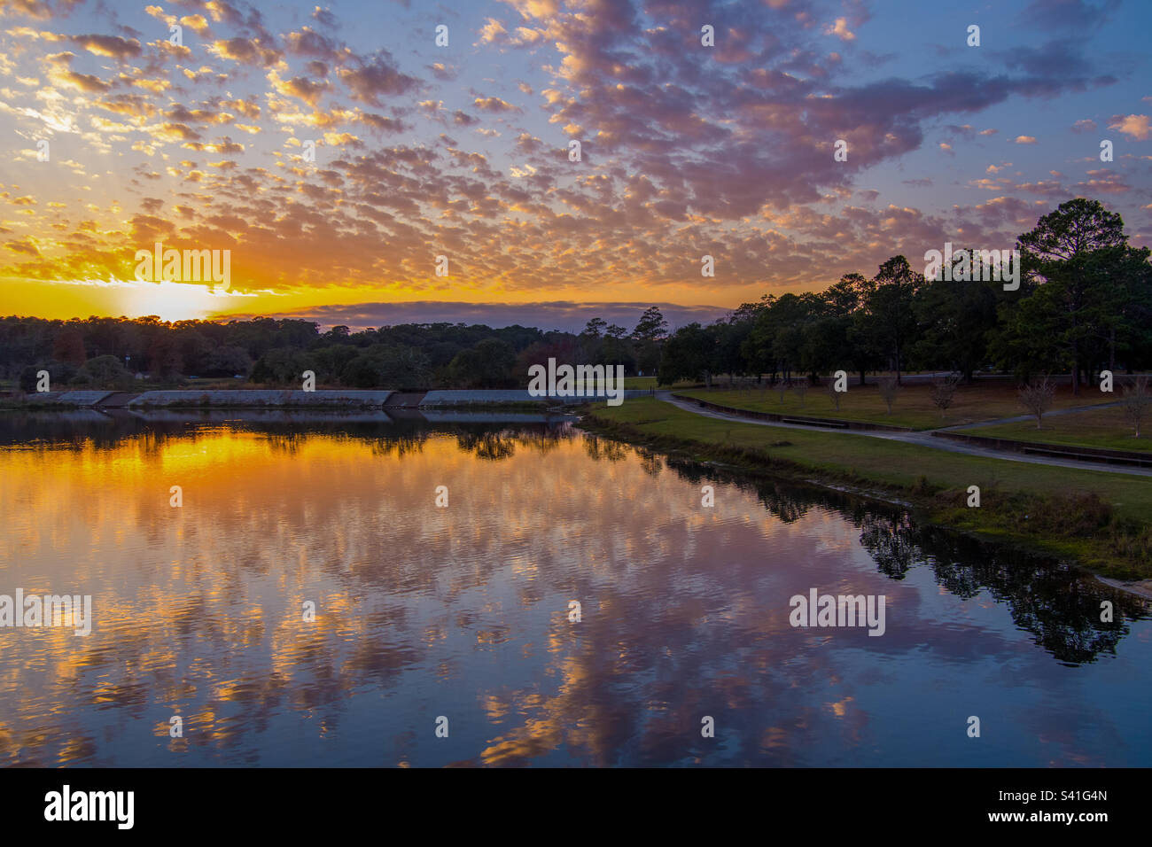 Mobile, Alabama Park au coucher du soleil Banque D'Images